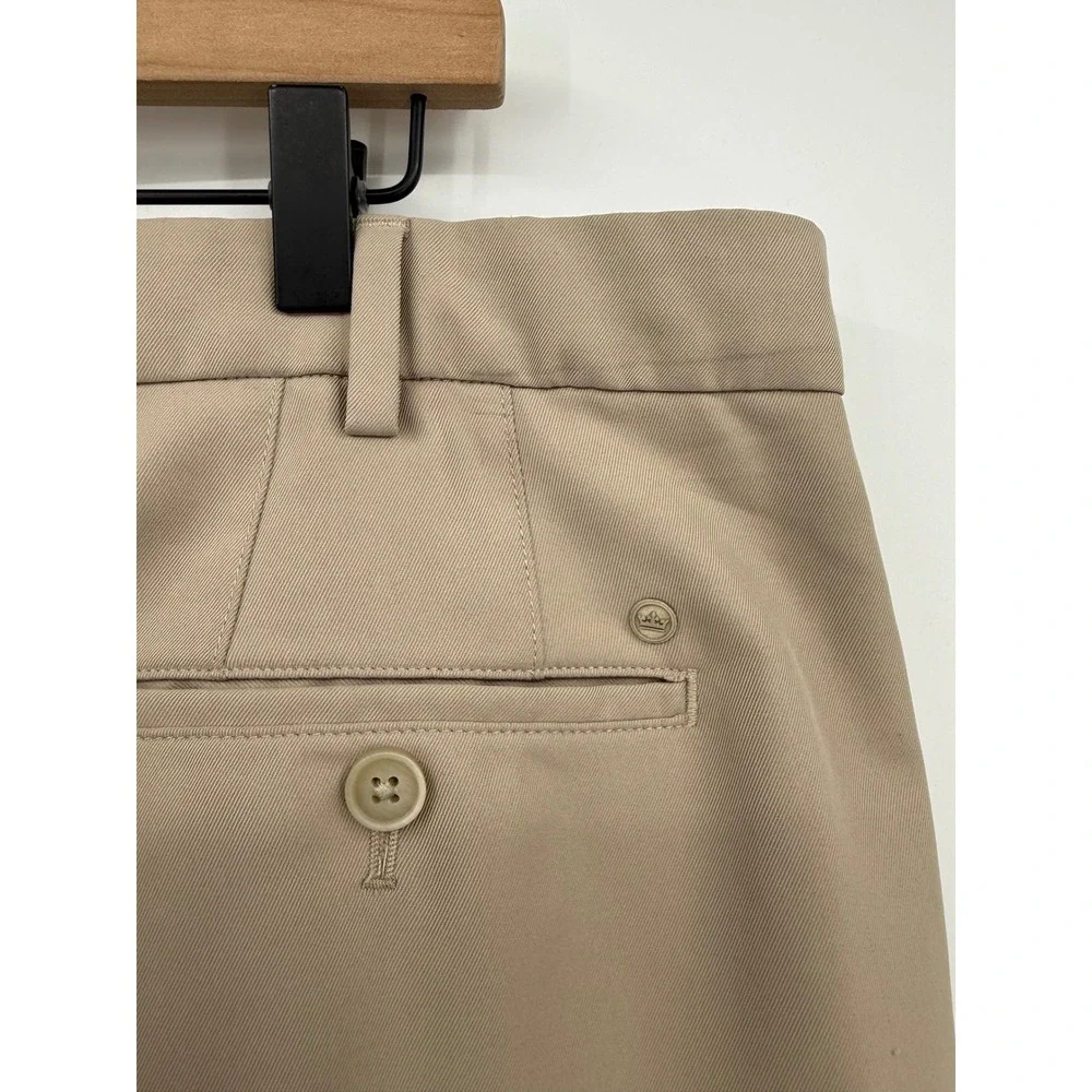 Peter Millar Shorts Mens 42‎ Tan Khaki Salem Golf Performance Classic Fit